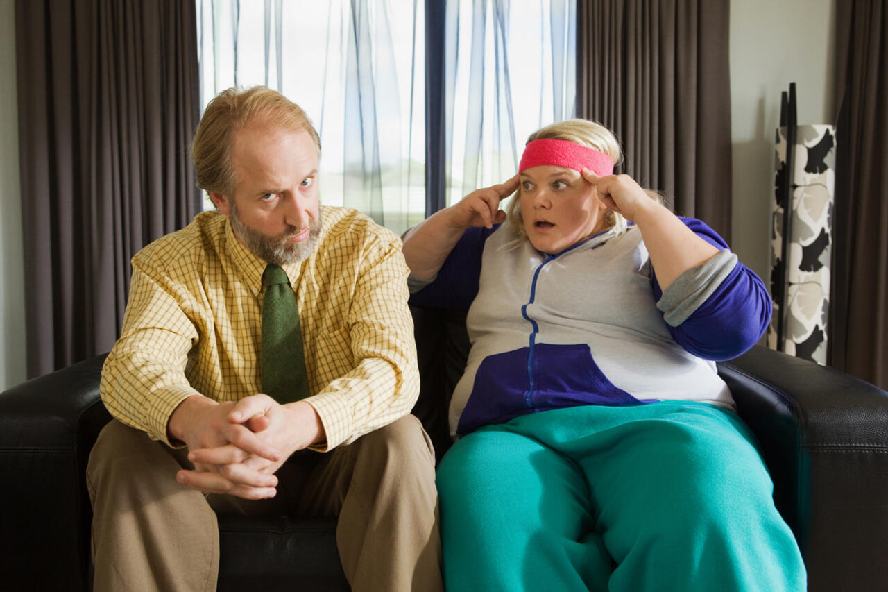 9a Ep4 Golden ep4l (Adam Gardiner as Richard, Lucy Schmidt as Shelley)