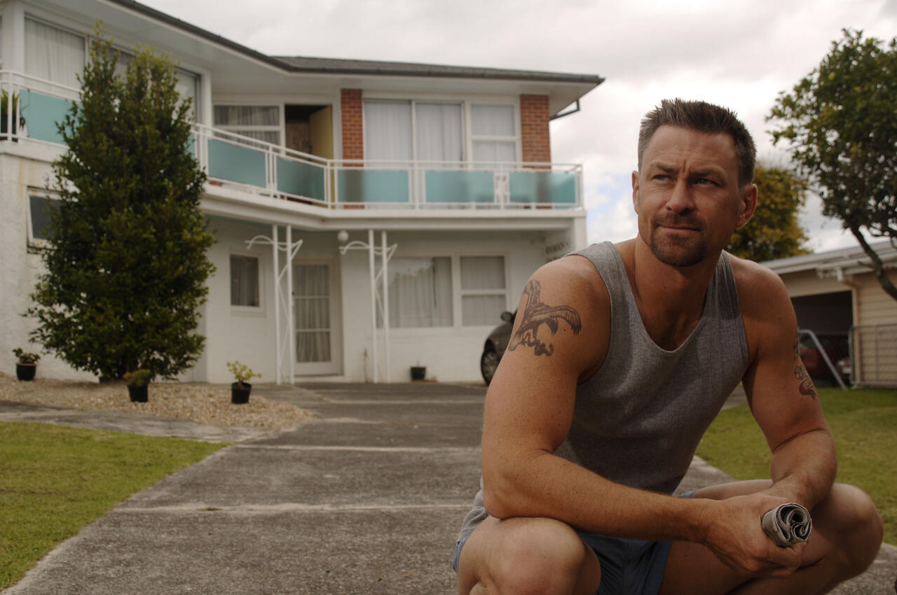 1 S2E1 OF2-ep1a (Grant Bowler as Wolf)