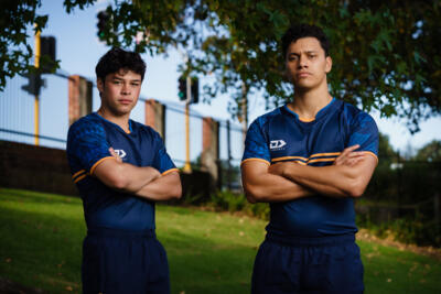 HH2 01 (Brooklyn Nathan as Riley & Jayden Daniels as Mana) (c) SPP